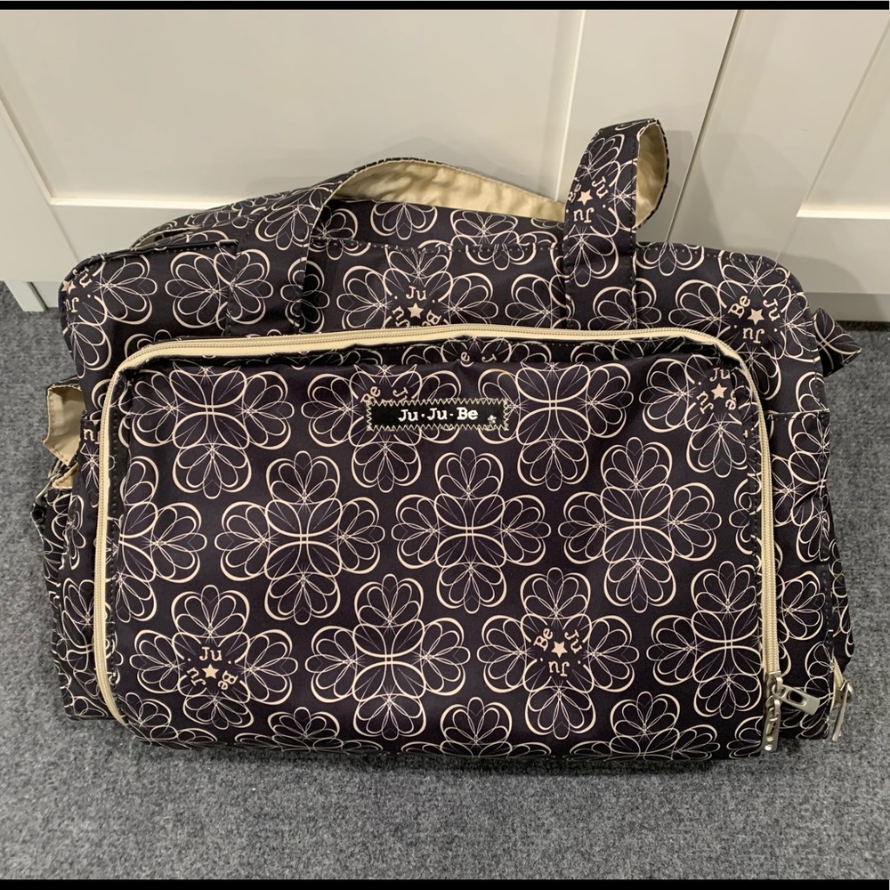 Ju-Ju-Be “Be Prepared” diaper bag
